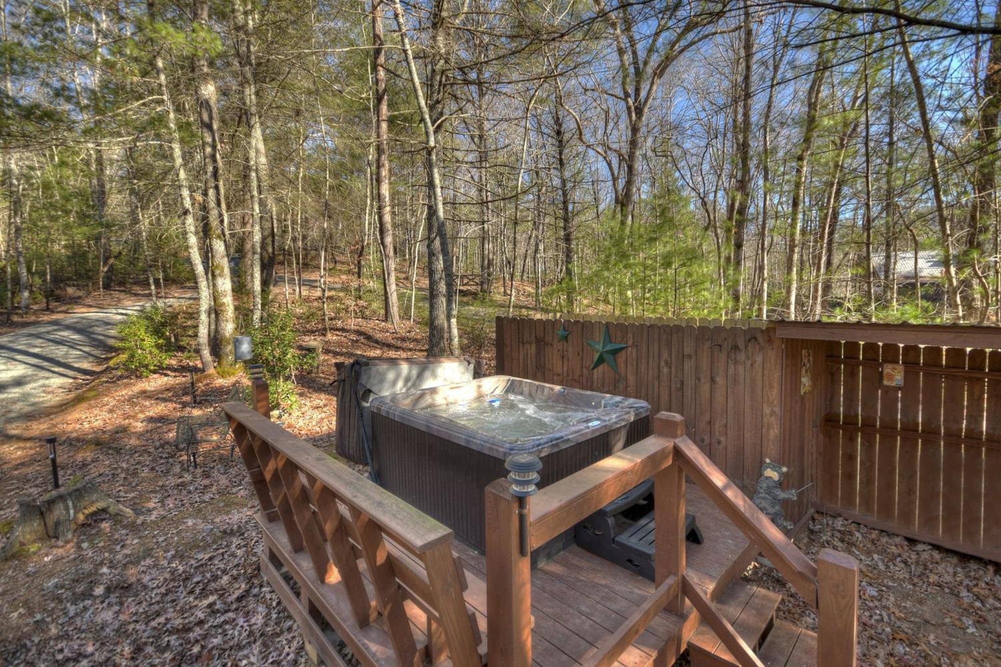 Knotty Pines Pet-Friendly Gas Fireplace Plus A Firepit Cherry Log Bagian luar foto